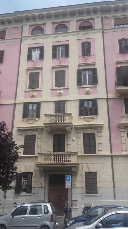 Mi.Ro Rooms Roma Eksteriør bilde